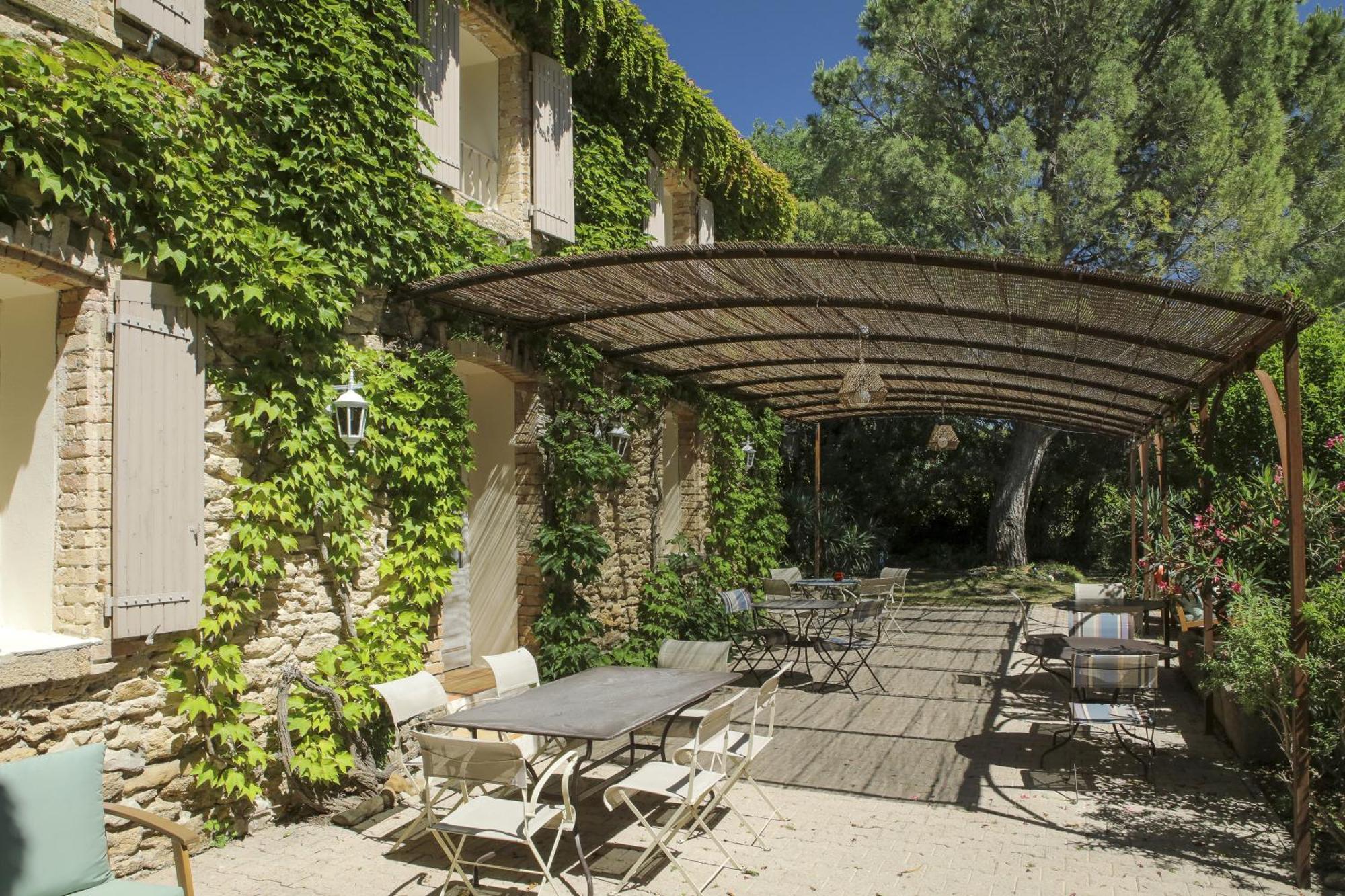 Logis Hotel La Sommellerie Châteauneuf-du-Pape Buitenkant foto